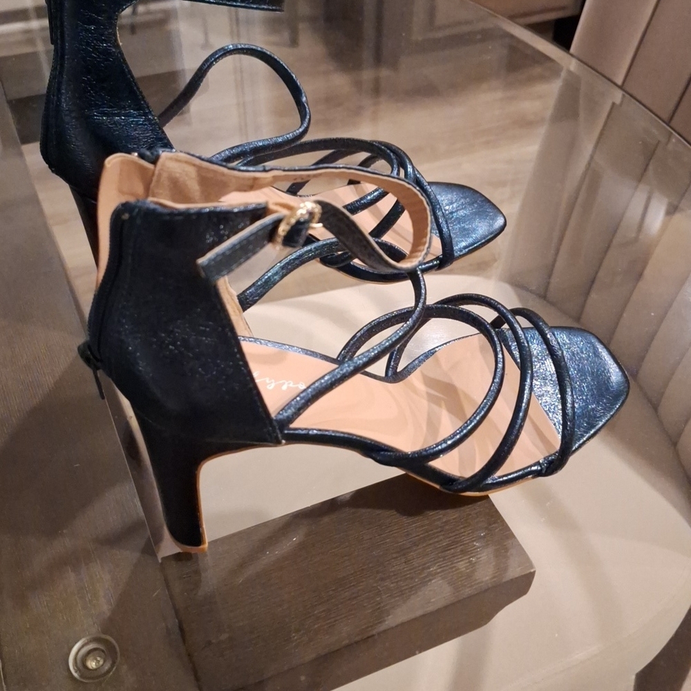 New Women's Beautiful Strappy Dress Heels-Size 10!